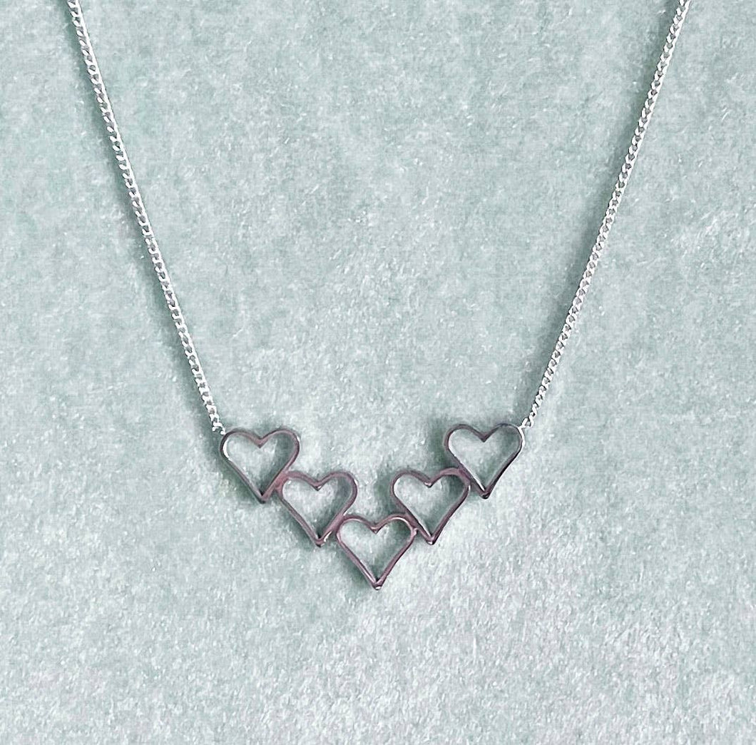 5 heart Silver Necklace