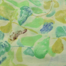 Load image into Gallery viewer, Green Teardrop Leaf Scarf