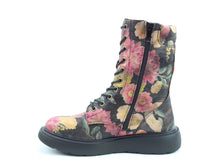 Load image into Gallery viewer, Heavenly Feet Herbal Floral Boots Black
