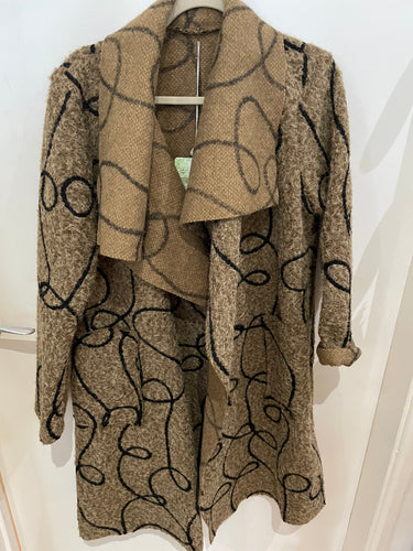 Beautiful Waterfall Coat One Size Brown with Black Swirl Design