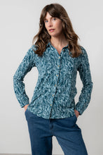 Load image into Gallery viewer, Lily &amp; Me Bowbridge Printed Cotton Jersey Shirt Petrol