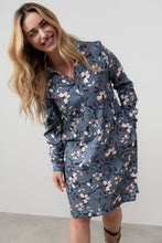 Load image into Gallery viewer, Lily &amp; Me Emma Printed Shift Dress Navy