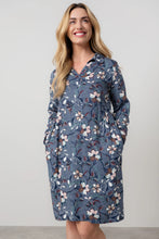 Load image into Gallery viewer, Lily &amp; Me Emma Printed Shift Dress Navy