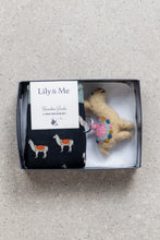 Load image into Gallery viewer, Lily &amp; Me Laughing Llama  Socks and Keyring Gift Set