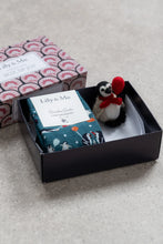 Load image into Gallery viewer, Lily &amp; Me Penguin Pals Socks and Keyring Gift Set