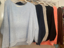 Load image into Gallery viewer, Beautiful soft fluffy jumper