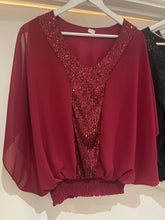 Load image into Gallery viewer, Sequin V Angel Sleeve Top
