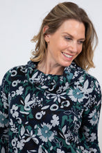 Load image into Gallery viewer, Lily &amp; Me Relaxed Everyday Jumper Clover Navy