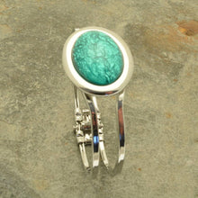 Load image into Gallery viewer, Mint Green Foil Resin Hinged Bangle