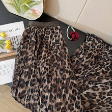 Load image into Gallery viewer, Leopard Print Pleated Maxi Skirt: Brown