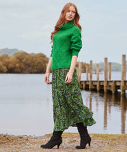 Load image into Gallery viewer, Remarkable Roll Neck Diamond Knit Jumper: Green / 16