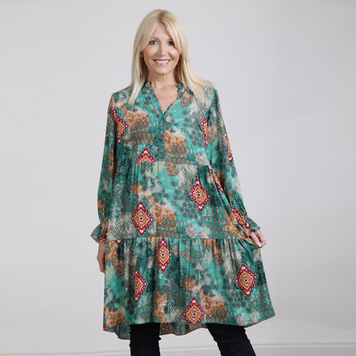 Goose Island Green Paisley Patch Print Tiered Tunic