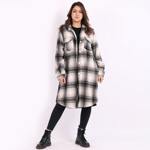 Load image into Gallery viewer, Italian One Size Plaid Print Oversized Ladies Cotton Lagenlook Shacket