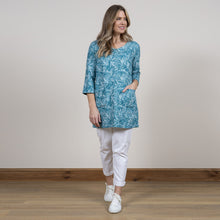 Load image into Gallery viewer, Lily &amp; Me Teal Headland Tunic Fern