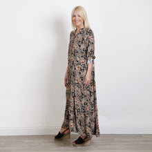 Load image into Gallery viewer, Goose Island Black Tiered Maxi Dress