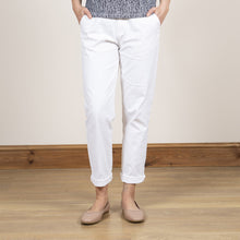 Load image into Gallery viewer, Lily &amp; Me White Breaker Trousers