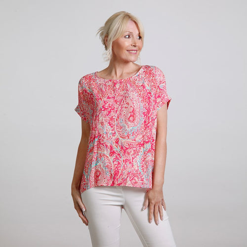 Goose Island Fuchsia Paisley Round Neck Print Top