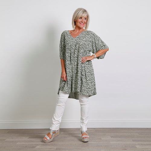 Goose Island Khaki Ditsy 3/4 Sleeve Flower Tunic