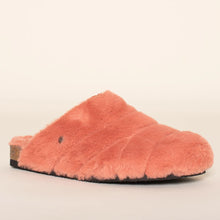 Load image into Gallery viewer, Brakeburn Coral Fluffy Slippers